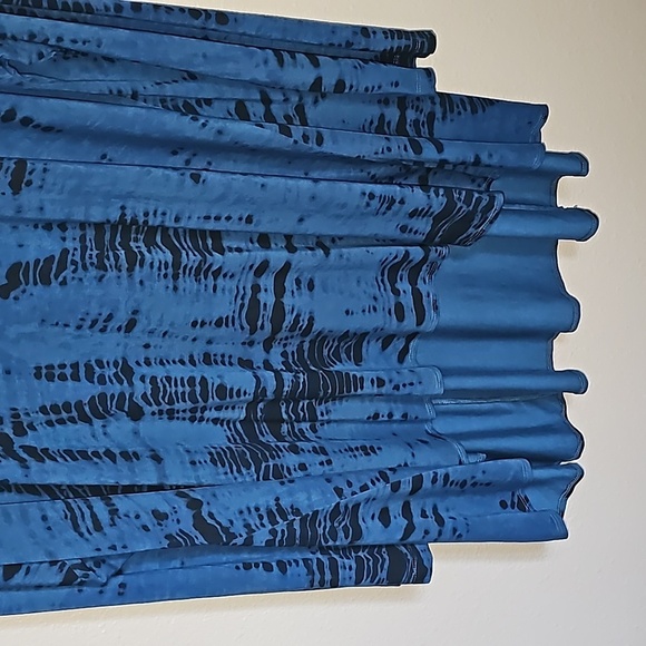 Bryn Walker Lagenlook Jersey Knit Tie-Dye Tunic Top - Picture 3 of 9